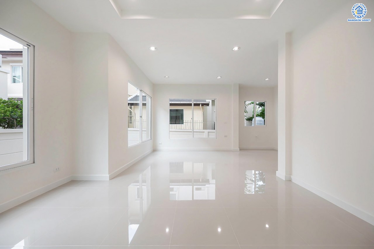 บ้านมือสองตกแต่งใหม่ โครงการ เดอะซิตี้2 พระราม5-ราชพฤกษ์ เนื้อที่ 62.5 ตร.ว. ดีไซน์ตอบทุกไลฟ์สไตล์ ฟังก์ชัน 3 ห้องนอน 3 ห้องน้ำ จอดรถได้ 2 คัน บนทำเลติดถนนใหญ่ เชื่อมต่อทุกเส้นทาง ใกล้จุดขึ้นทางด่วน "ศรีรัช" รายล้อมด้วยสิ่งอำนวยความสะดวกมากมาย